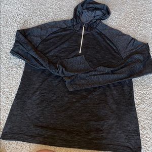 Lululemon men’s pullover